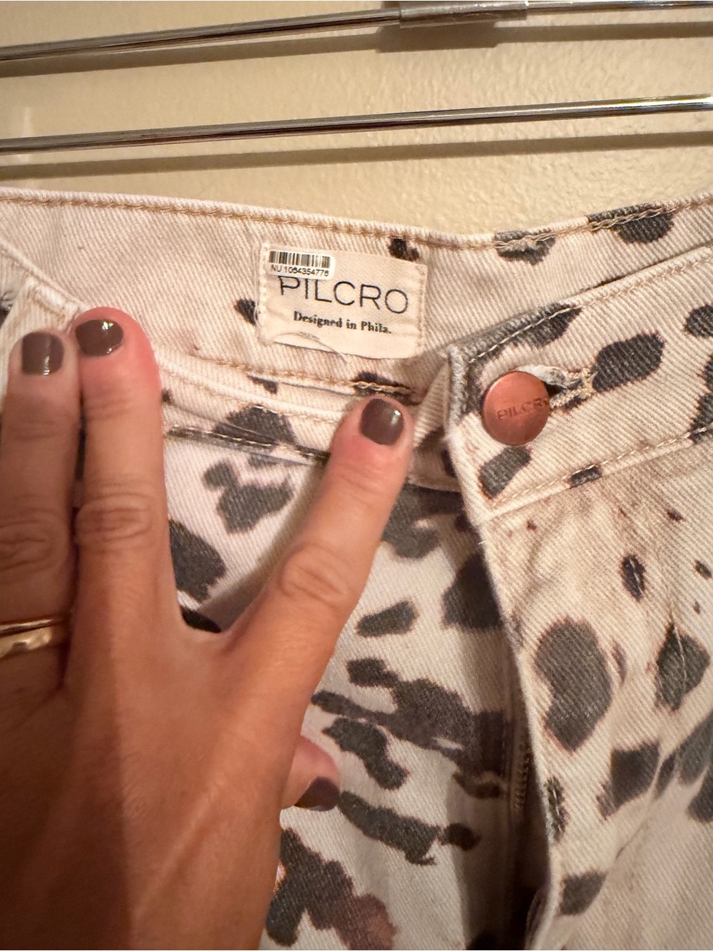 Wide Leg Pilcro Brand Cow Print Jeans - Picture 2 of 6